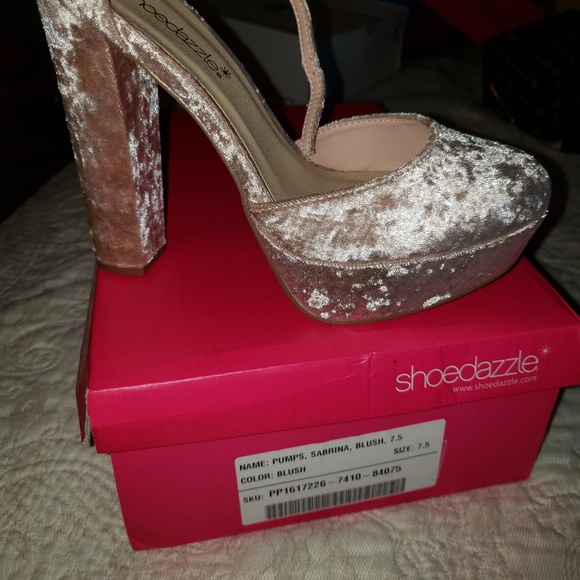 Shoes - Picture 2 of 4